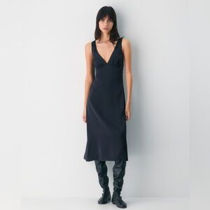 Aritzia Wilfred Pavilion Satin Dress in Navy, XS